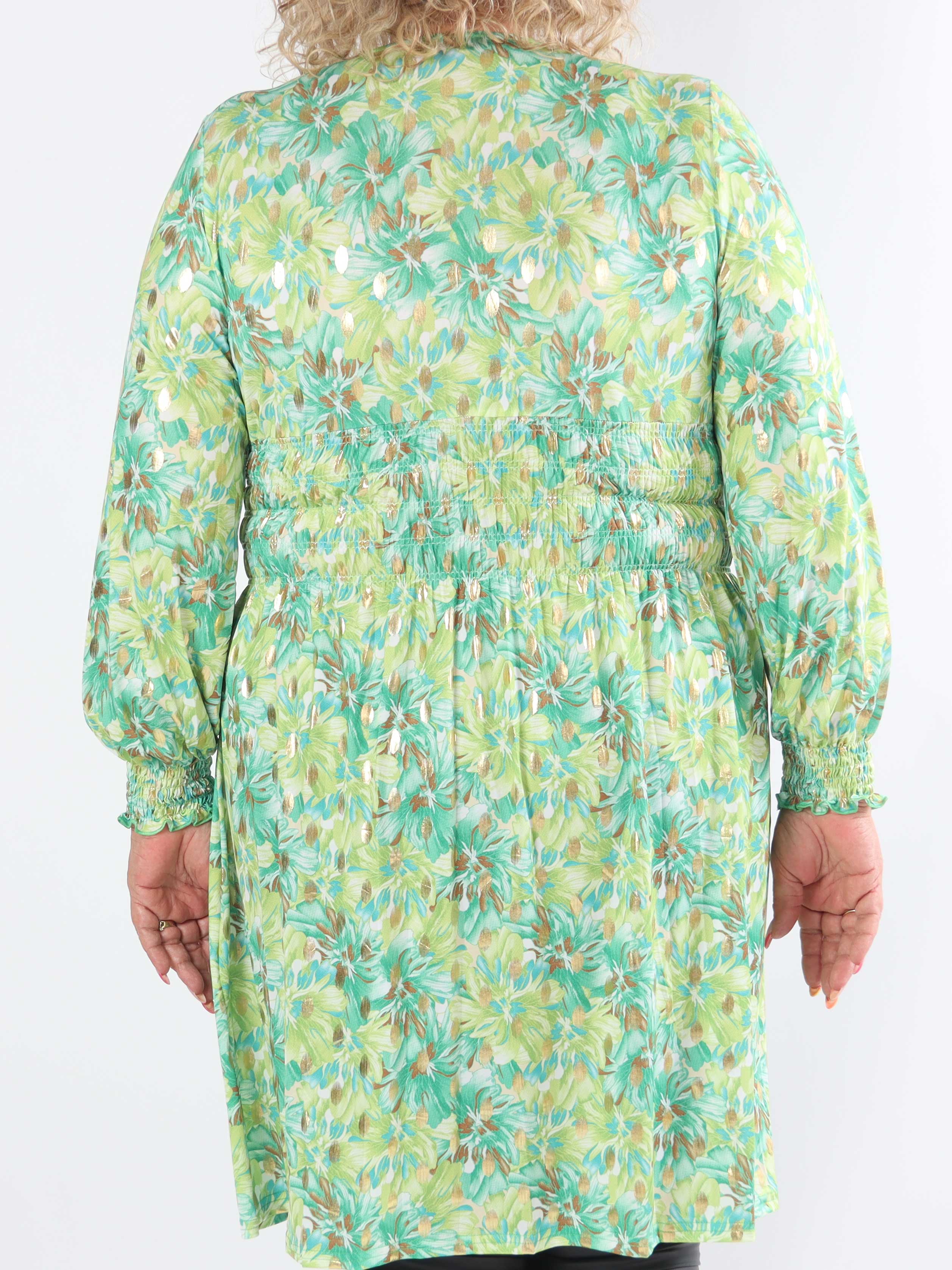 Pams Floral Short L/S - Elastisk plus size kjole med smock i livet